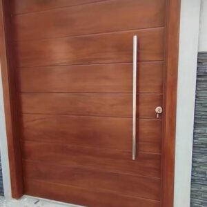 PUERTA TABLERO SISTEMA PIVOTANTE